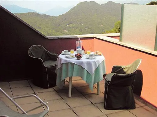 Funivie Del Lago Maggiore Laveno 3*,